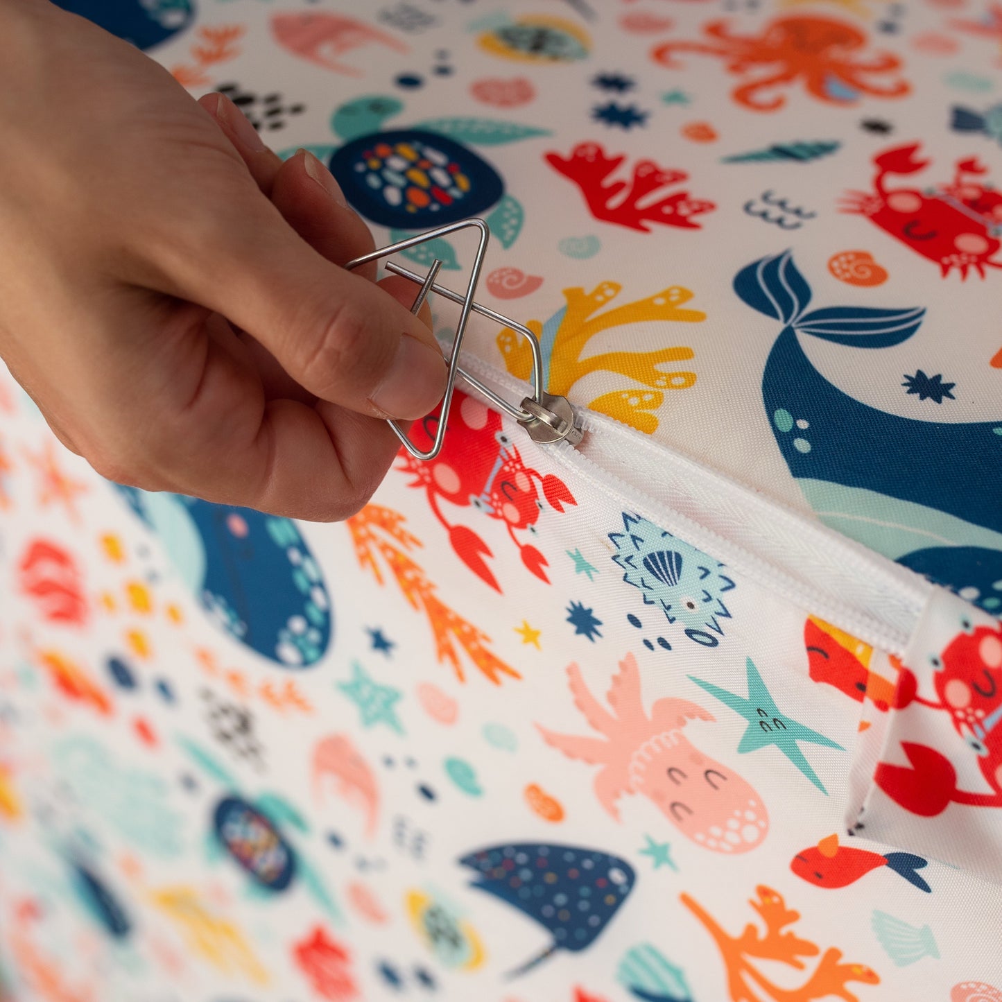 Kid's Sofa Cover - Oceanic Paradise