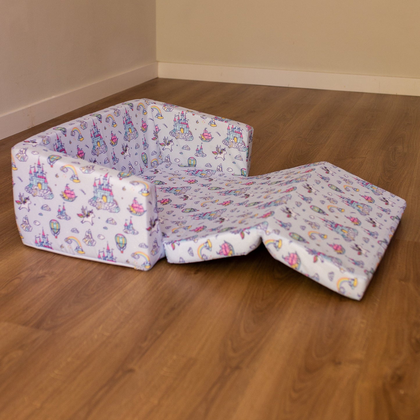 TinyRest - Foldable Kids' Sofa